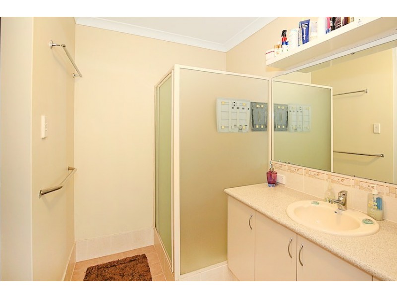 3 Nuchea Vista, Lakelands WA 6180