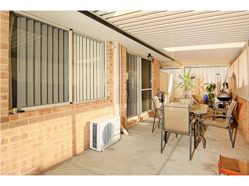 3 Nuchea Vista, Lakelands WA 6180