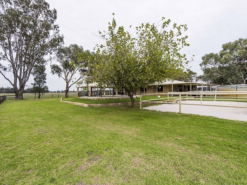 72 Cheyne Court, Pinjarra WA 6208