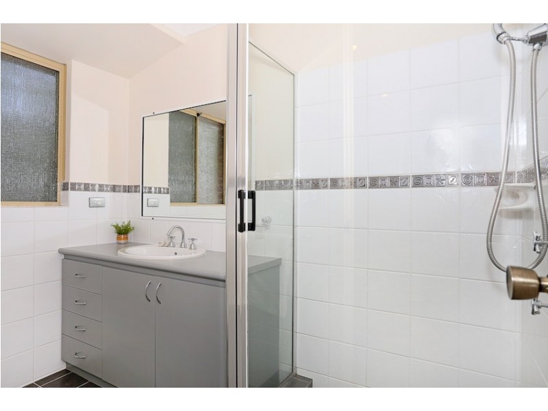 5 Sage Court, Halls Head WA 6210