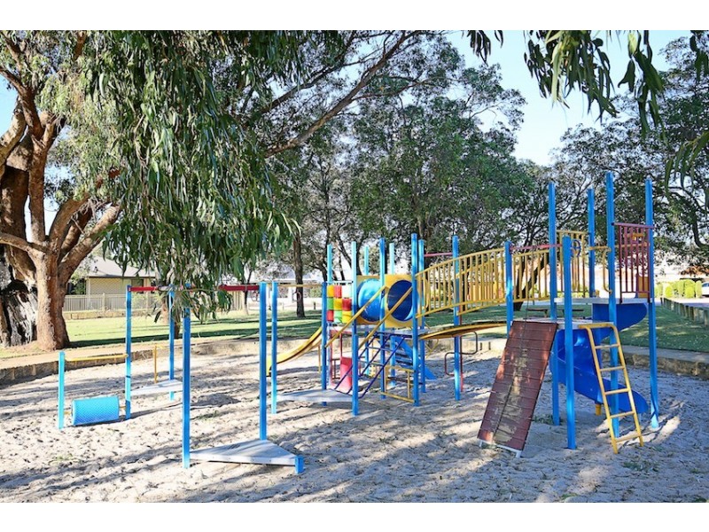 13 Tetrarose Parkway, Erskine WA 6210