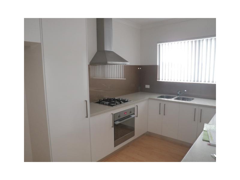 12 Kardan Loop, Falcon WA 6210