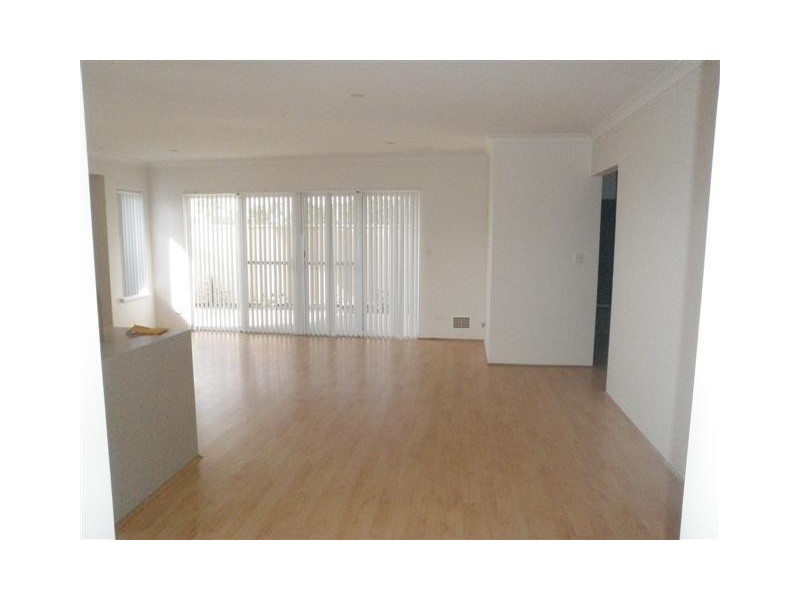 12 Kardan Loop, Falcon WA 6210