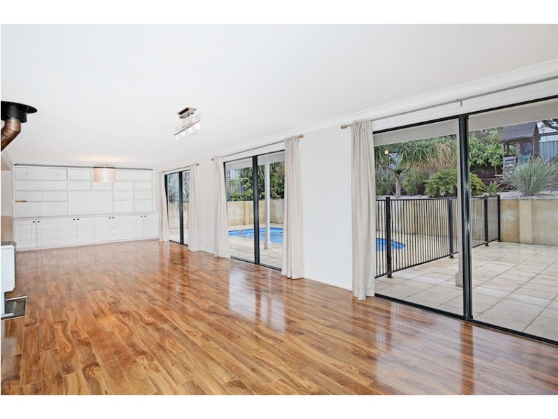 12 Lyelta Street, Falcon WA 6210