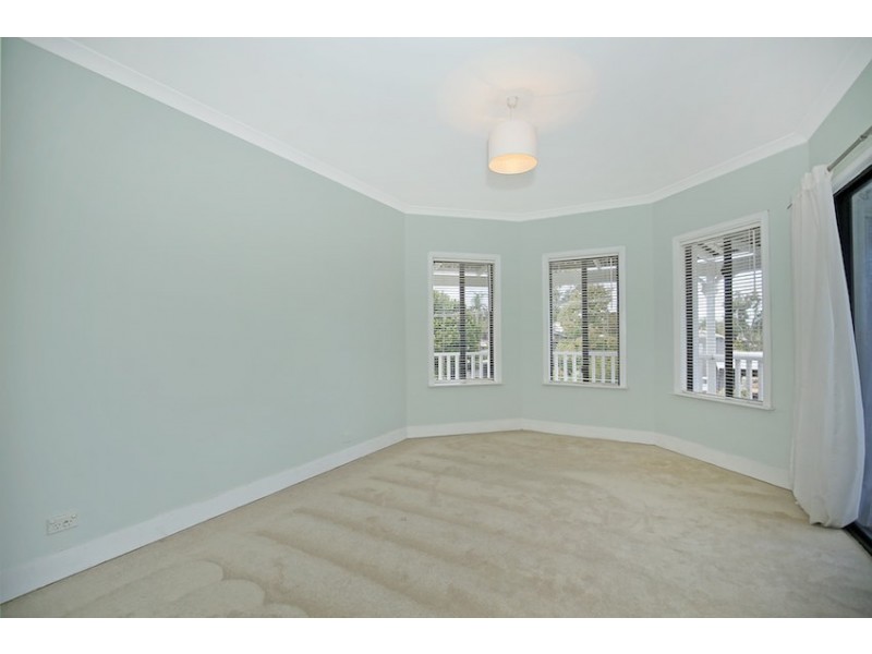 12 Lyelta Street, Falcon WA 6210