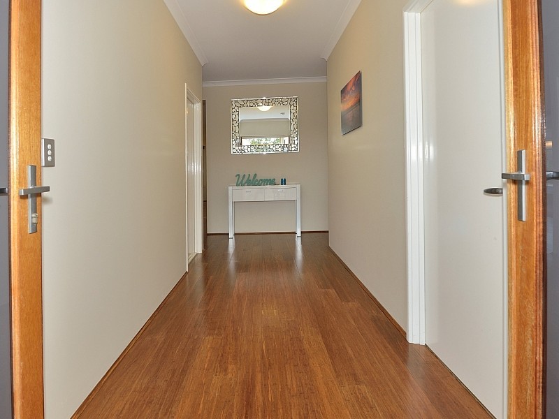 311 Peelwood Parade, Halls Head WA 6210