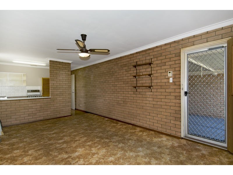 2/6 Blakeley Street, Mandurah WA 6210