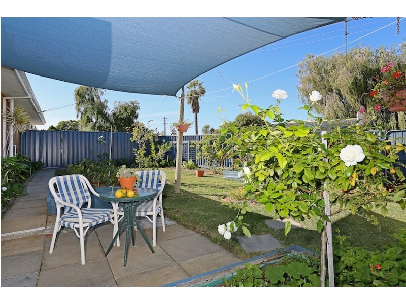 77 Leslie Street, Dudley Park WA 6210