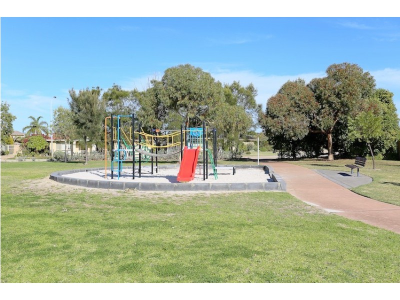 77 Leslie Street, Dudley Park WA 6210