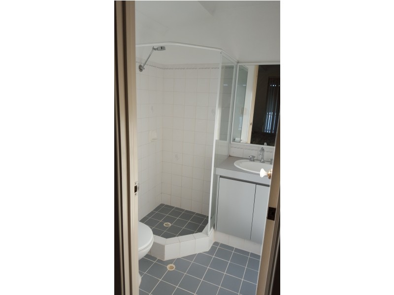 19 Lakes Crescent, South Yunderup WA 6208