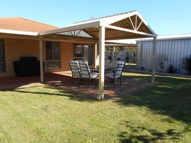 90 Leslie Street, Dudley Park WA 6210