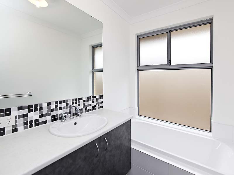 46 Greenville Vista, Meadow Springs WA 6210