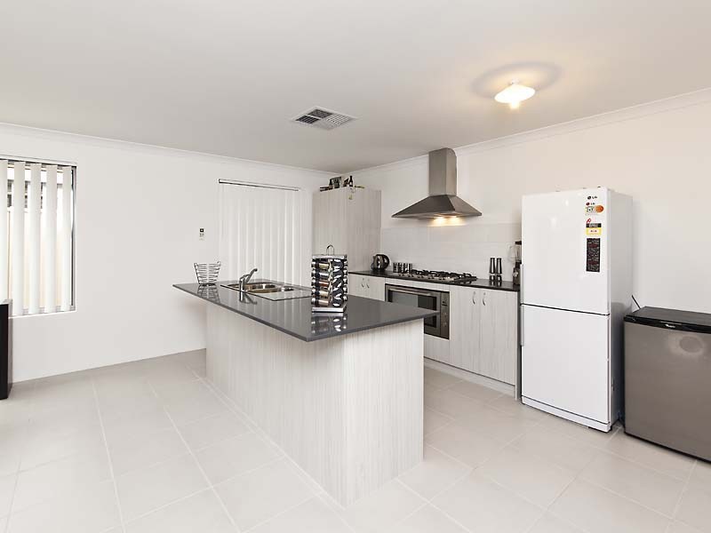 46 Greenville Vista, Meadow Springs WA 6210