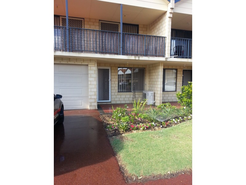 14/70 Waldron Boulevard, Greenfields WA 6210