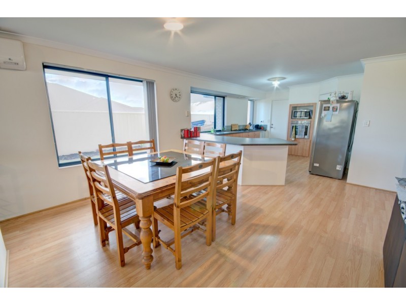 105 Touchstone Drive, Dawesville WA 6211
