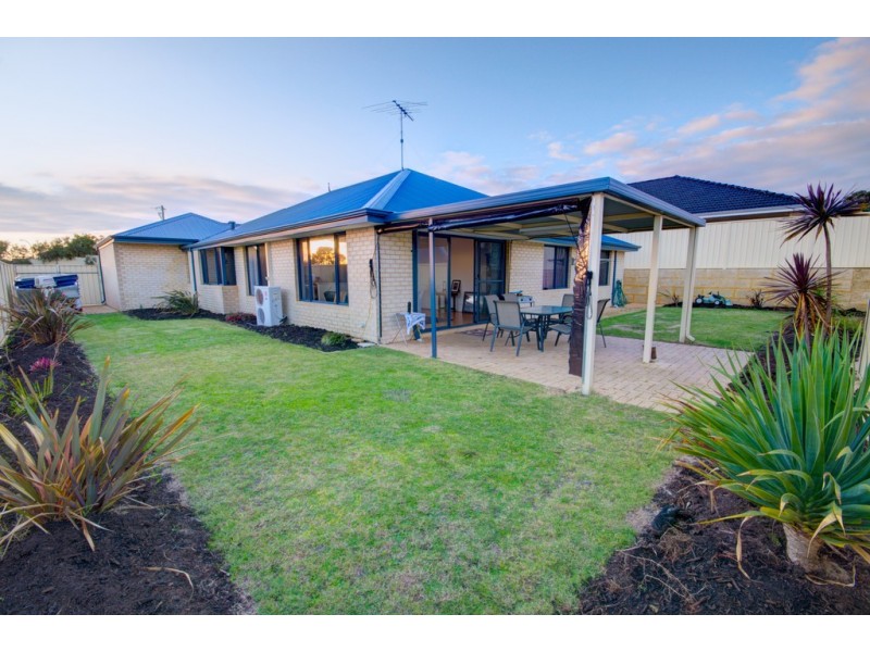 105 Touchstone Drive, Dawesville WA 6211