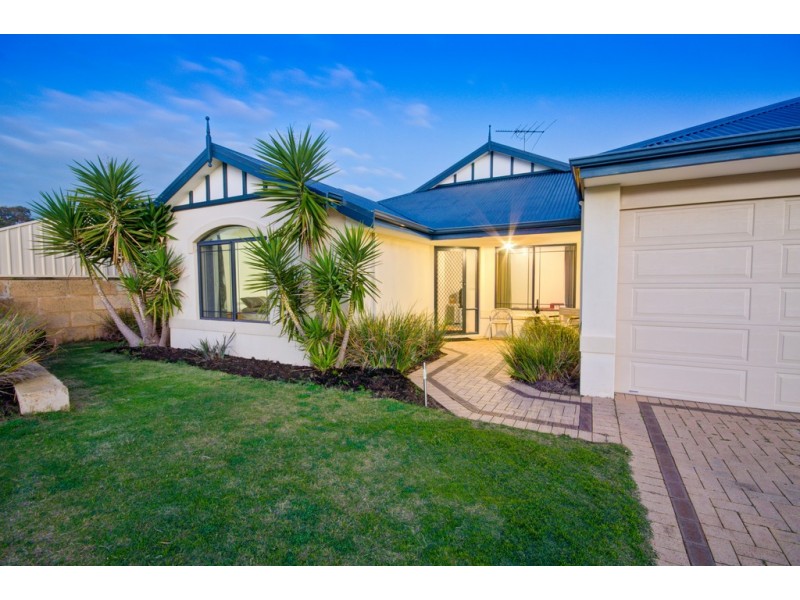 105 Touchstone Drive, Dawesville WA 6211