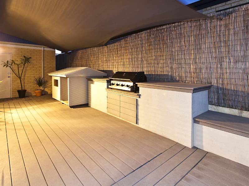 10 Orania Pass, Halls Head WA 6210