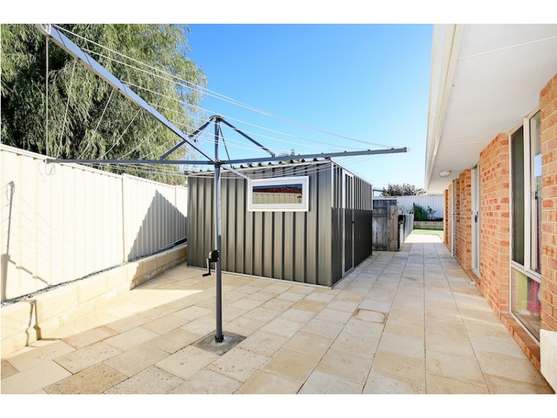 7 Willmott Close, Halls Head WA 6210