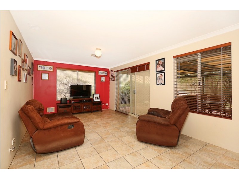 5 Howe Close, San Remo WA 6210