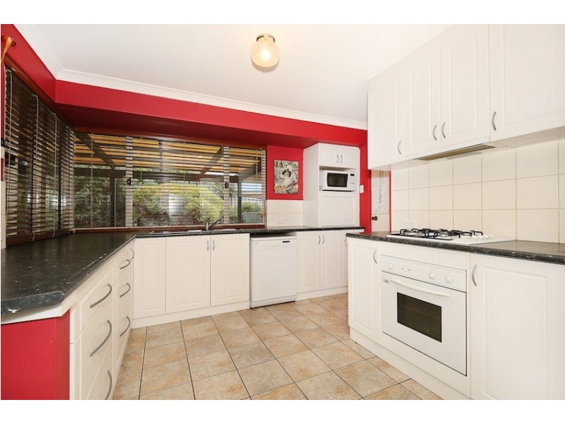 5 Howe Close, San Remo WA 6210