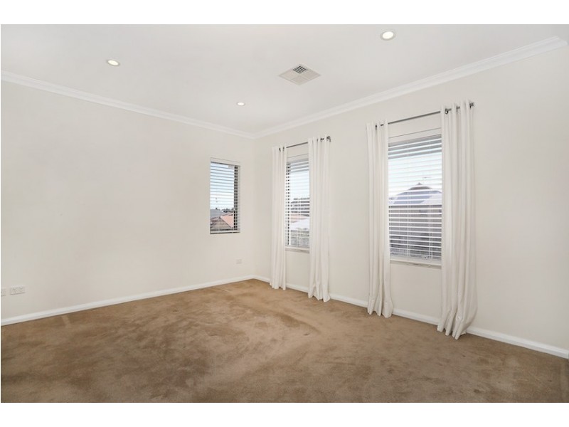 15A San Marco Quays, Halls Head WA 6210