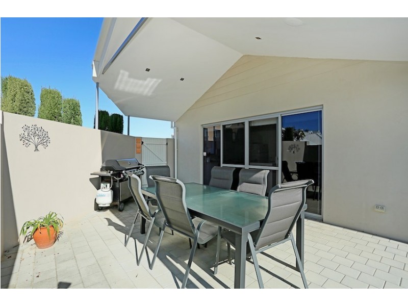 15A San Marco Quays, Halls Head WA 6210
