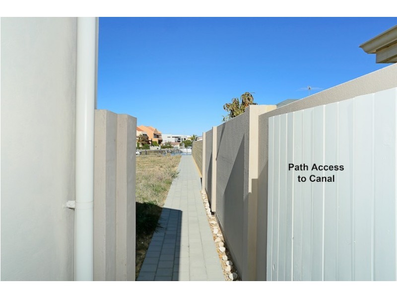 15A San Marco Quays, Halls Head WA 6210