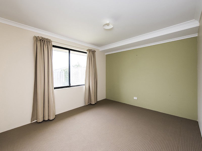 5 Varia Way, Halls Head WA 6210