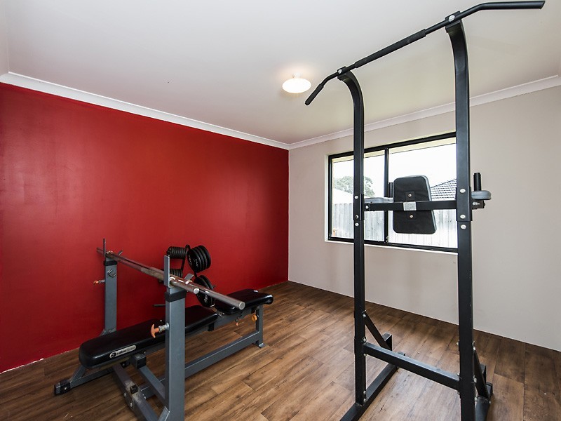 5 Varia Way, Halls Head WA 6210