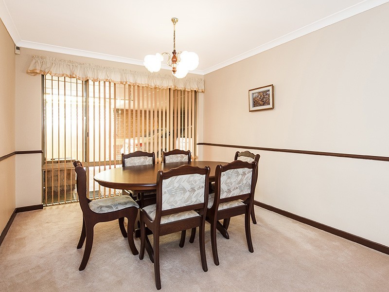 19 Cuvier Place, San Remo WA 6210