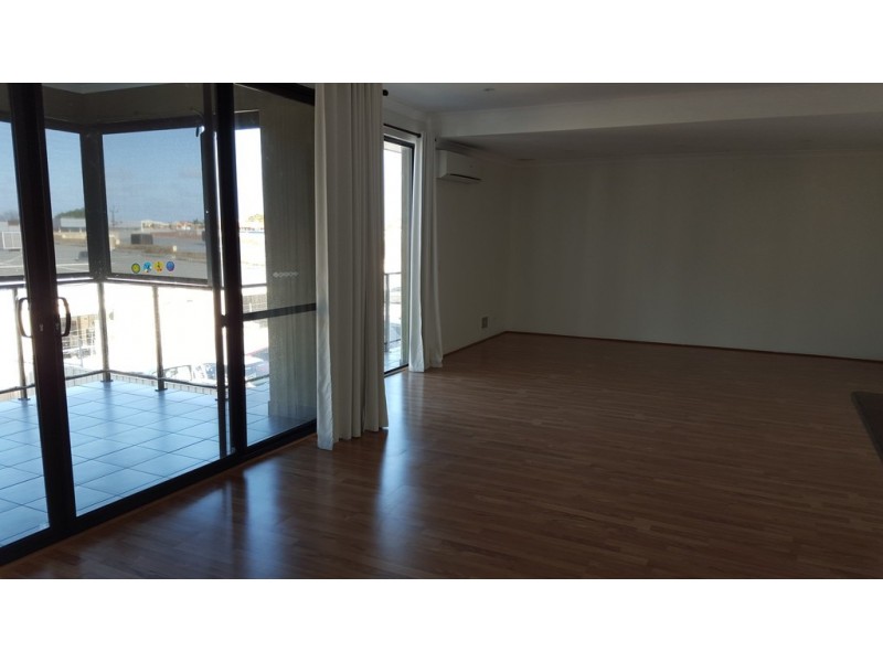 6/15 Davey Street, Mandurah WA 6210