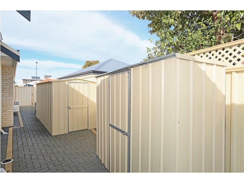 16 Shelduck Way, Dudley Park WA 6210