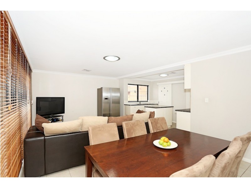 2/34 Creery Street, Mandurah WA 6210