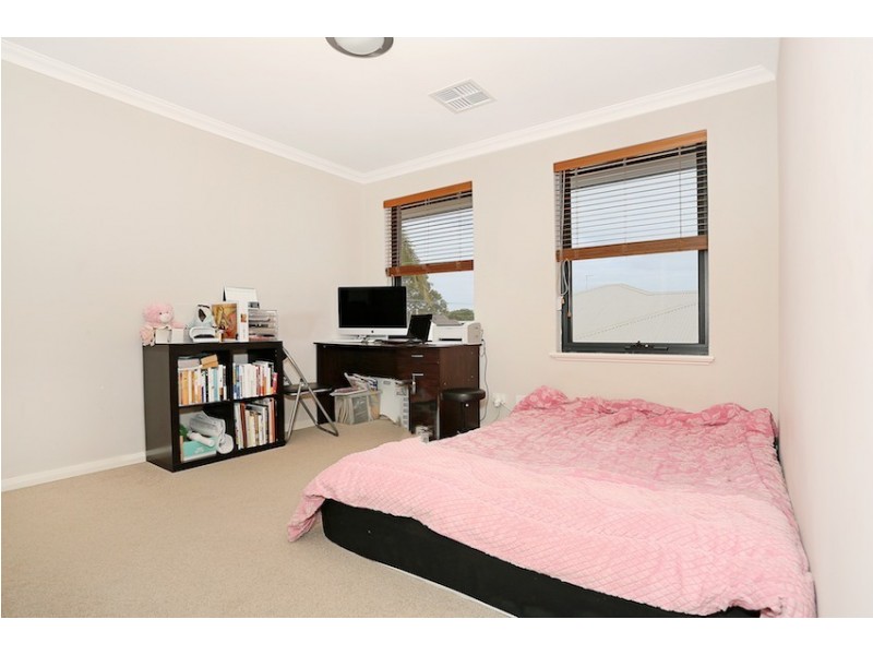 2/34 Creery Street, Mandurah WA 6210