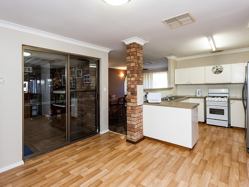 20 Tuart Road, Greenfields WA 6210