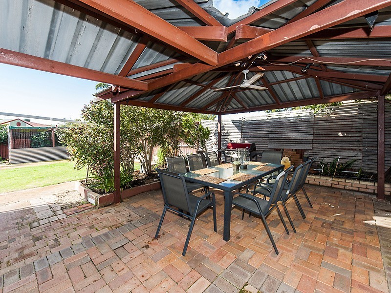 20 Tuart Road, Greenfields WA 6210