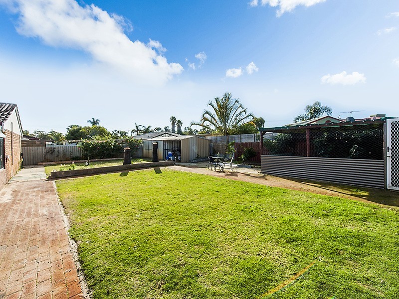 20 Tuart Road, Greenfields WA 6210