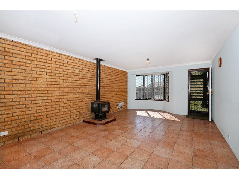 12 Cox Street, Mandurah WA 6210