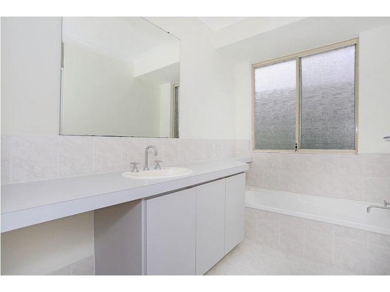 19 Willoughbridge Crescent, Erskine WA 6210