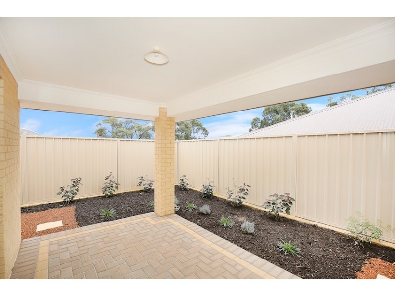 7 Kendale Way, Meadow Springs WA 6210