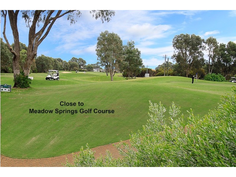7 Kendale Way, Meadow Springs WA 6210