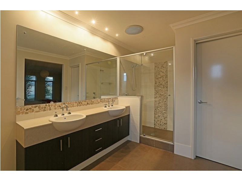 19 Glendale Street, Meadow Springs WA 6210