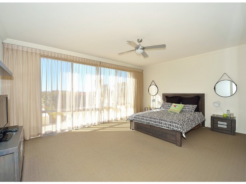 5 Acerosa Boulevard, Halls Head WA 6210