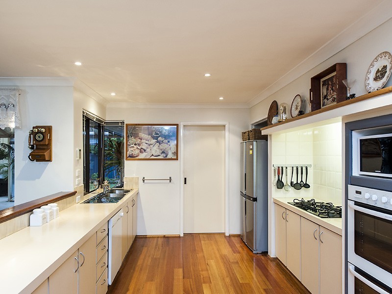 26 Hanson Way, Dudley Park WA 6210