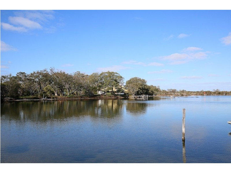 2/1 Wanjeep Street, Coodanup WA 6210