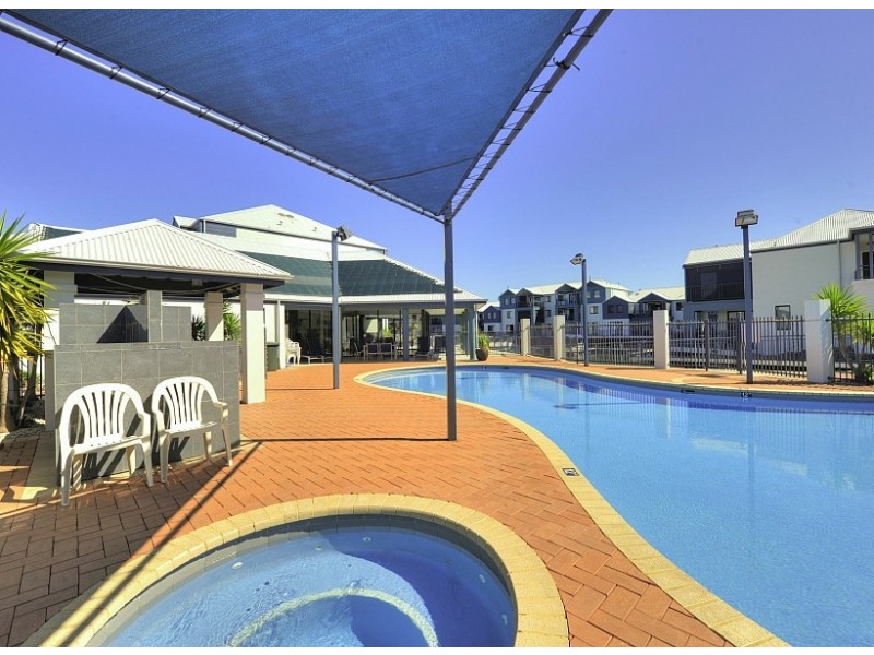 45/206 Mary Street, Halls Head WA 6210