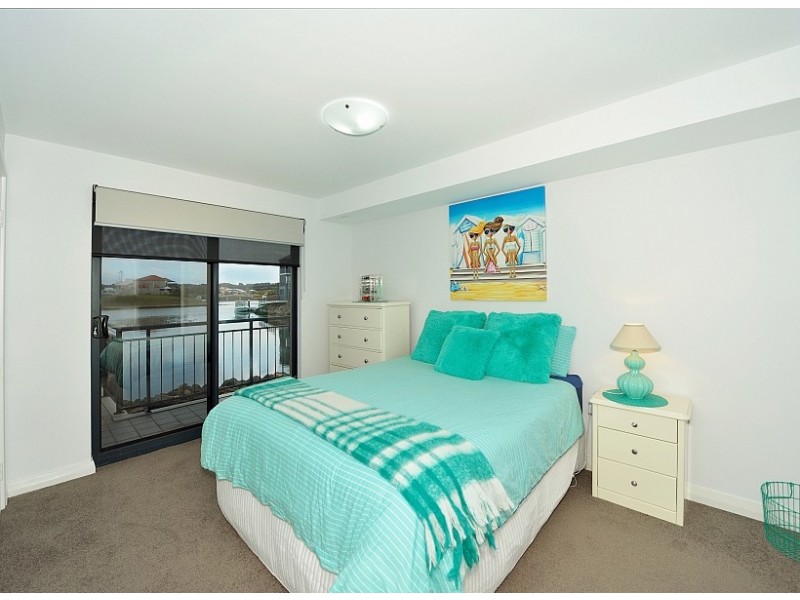 45/206 Mary Street, Halls Head WA 6210