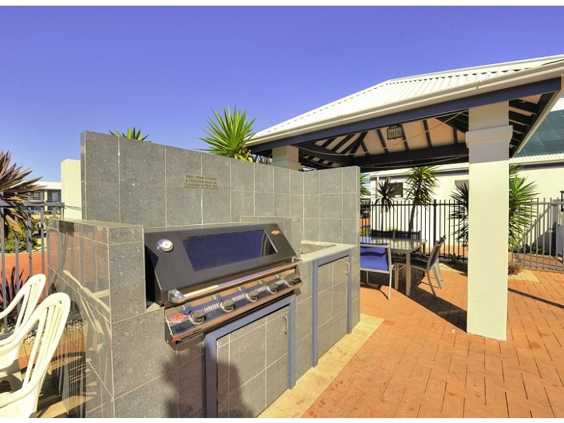 45/206 Mary Street, Halls Head WA 6210