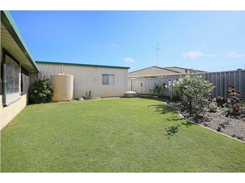 5 Calypso Road, Halls Head WA 6210